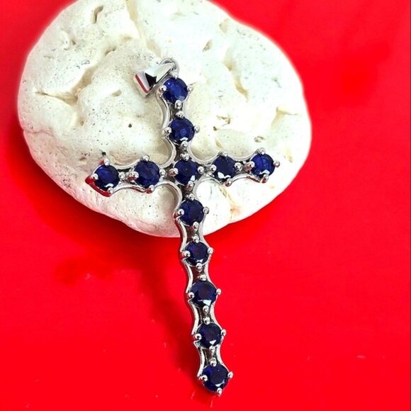 925 Sterling Silver Pendant Cross 2.5x4cm with Natural Sapphire Gem - Picture 6 of 7
